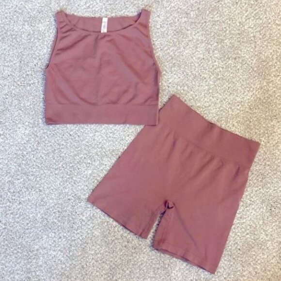 kimberly Tops - 3/ $25 Cute Like New Workout  Set